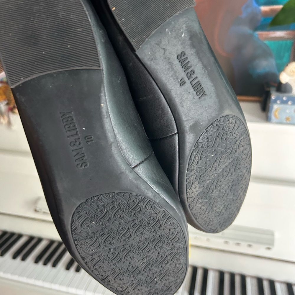 Sam & Libby Black Loafers with Silver Accent 10 - Picture 4 of 12